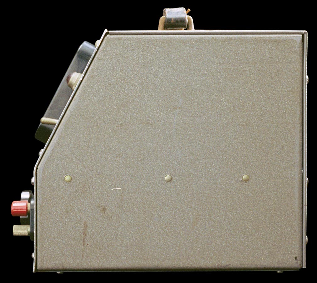 Model 400B vacuum tube voltmeter - right view.