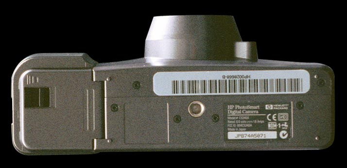 Hewlett-Packard PhotoSmart PC photography system: camera - close up.