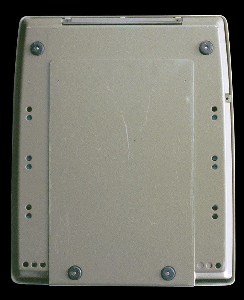 9100A desktop calculator - bottom view.