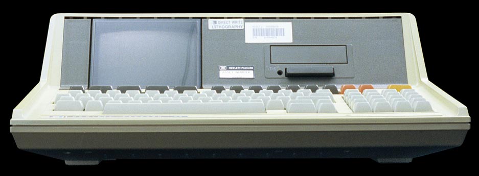 Hewlett-Packard-85 personal computer - front view.