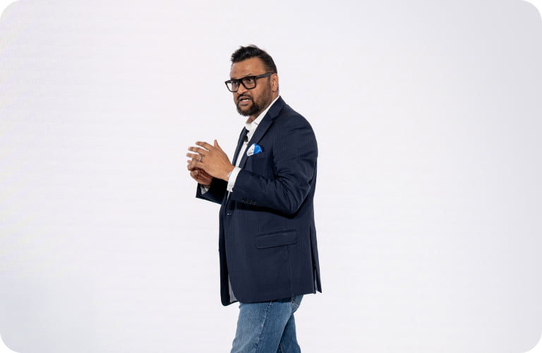 Ketan Patel sur la scène de HP Imagine.