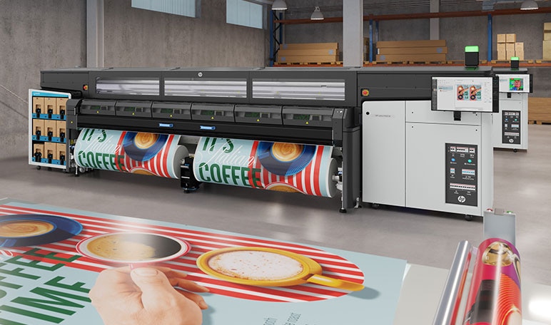 작업 스튜디오의 HP 라텍스 FS 프린터