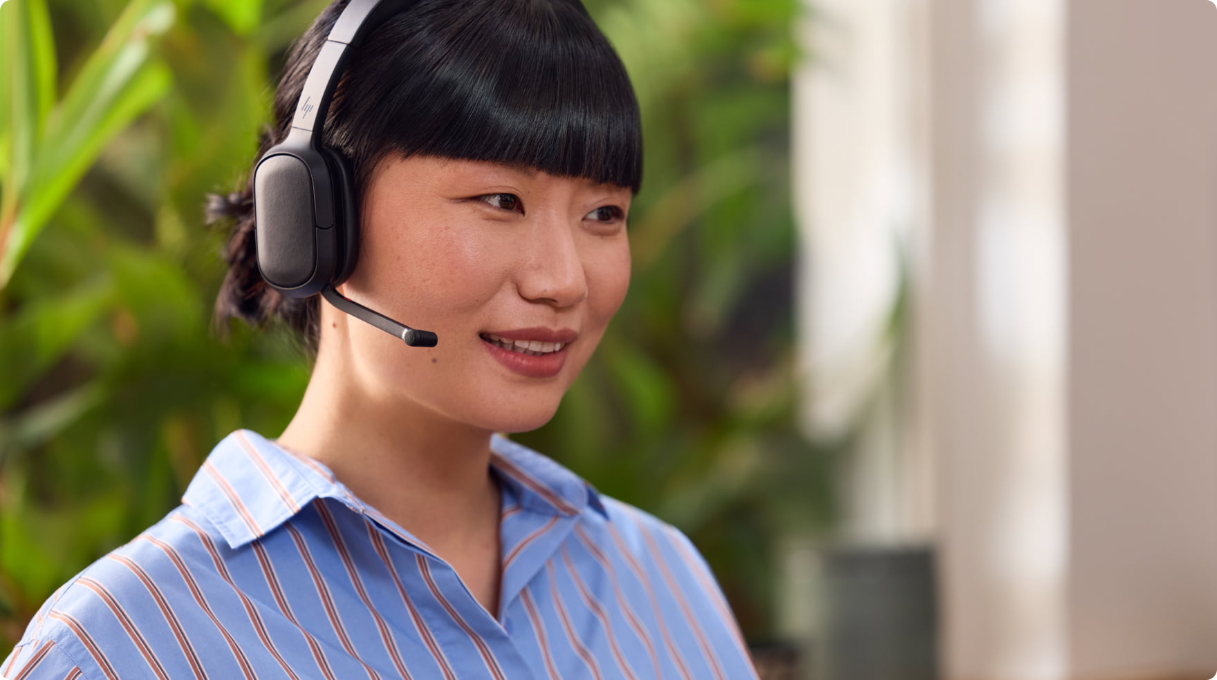 HP Poly Focus 6 Series headset