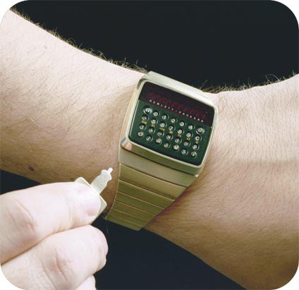 Hewlett-Packard-01 wrist instrument - 3/4 view.