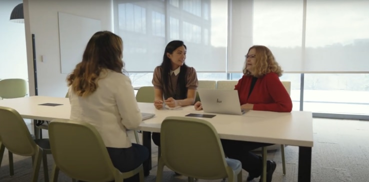HP IT sets stage for seamless collaboration HP IT sets stage for seamless collaboration